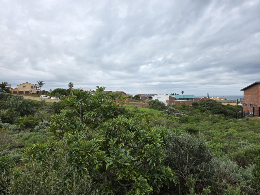 0 Bedroom Property for Sale in Wavecrest Eastern Cape